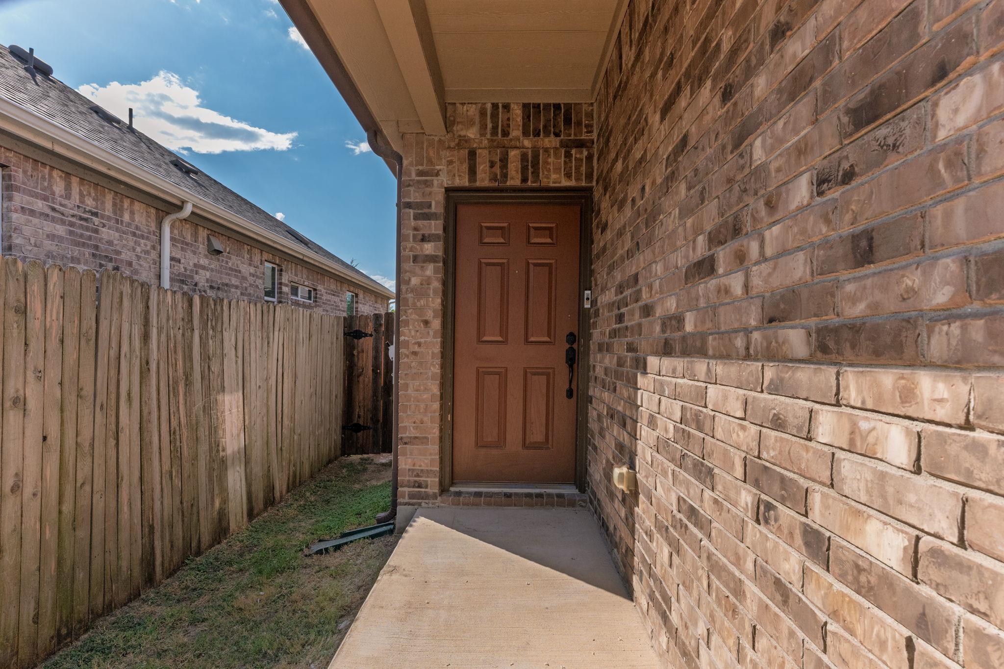 17006 Gibbons Path Property Photo 50
