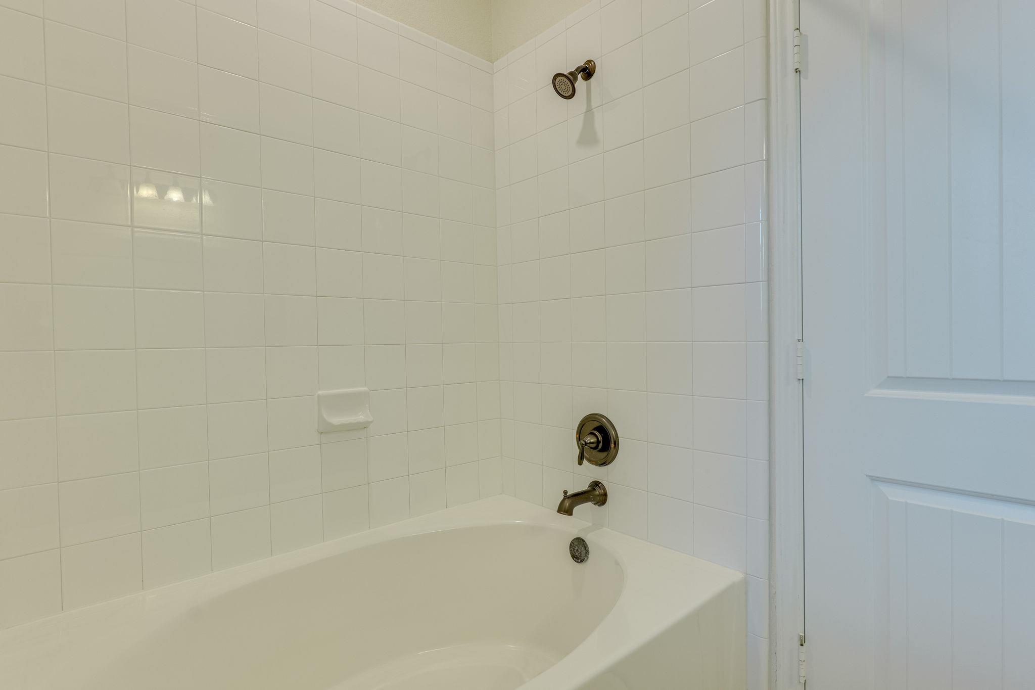 17006 Gibbons Path Property Photo 58