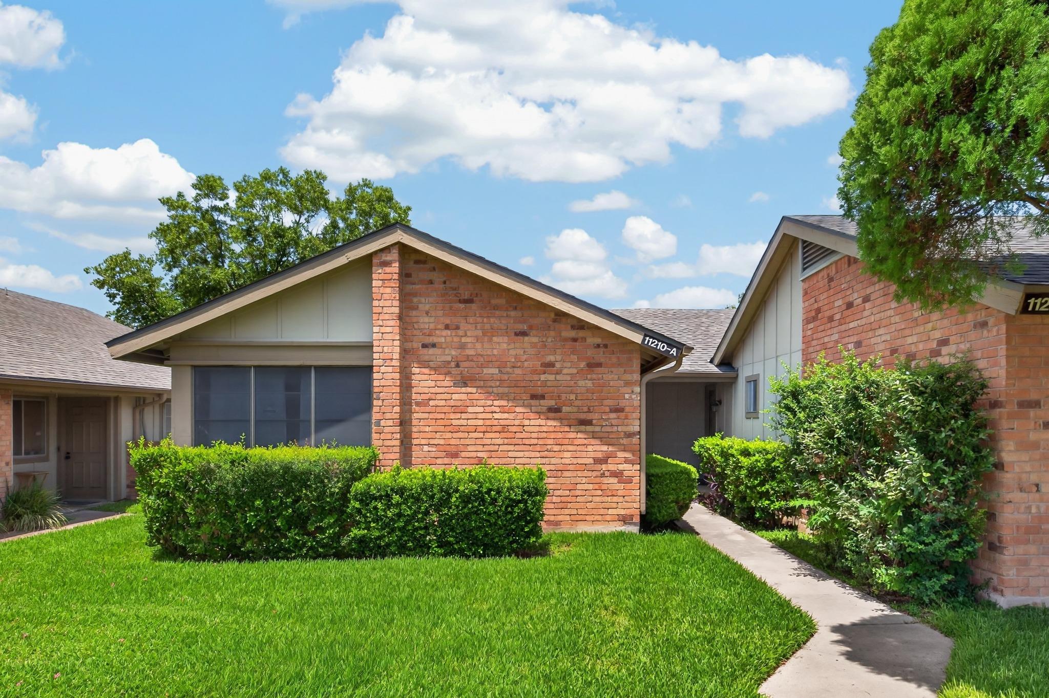 11210 PARKFIELD Dr #A Property Photo 1
