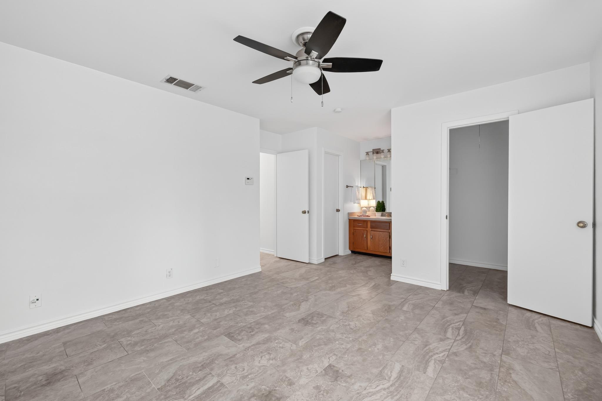 11210 Parkfield Dr #a Property Photo 20