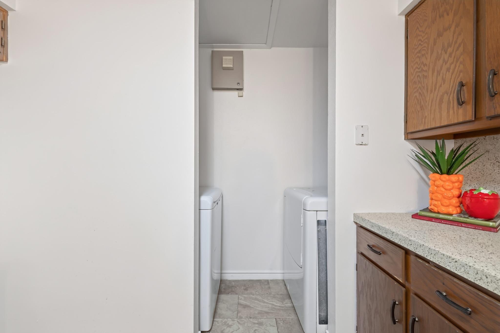 11210 Parkfield Dr #a Property Photo 29