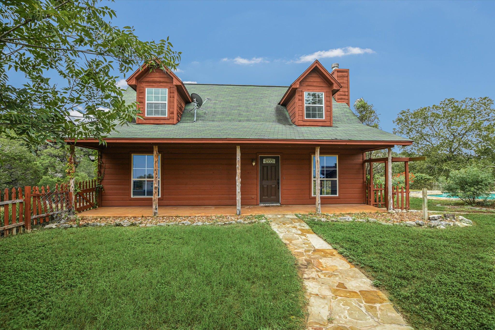 2355 Sandy Point Rd Property Photo 1