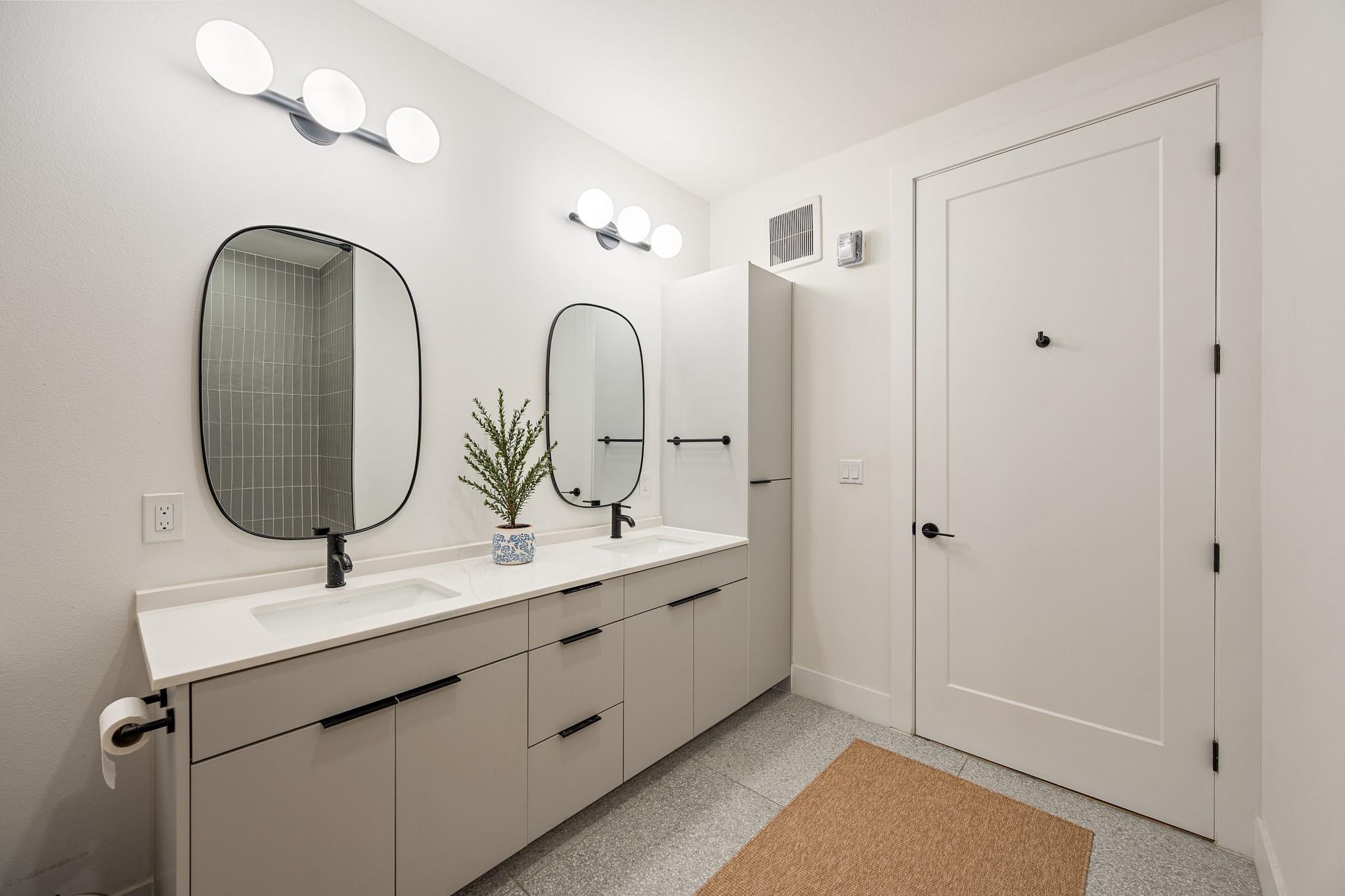 1701 Simond Ave #510 Property Photo 10