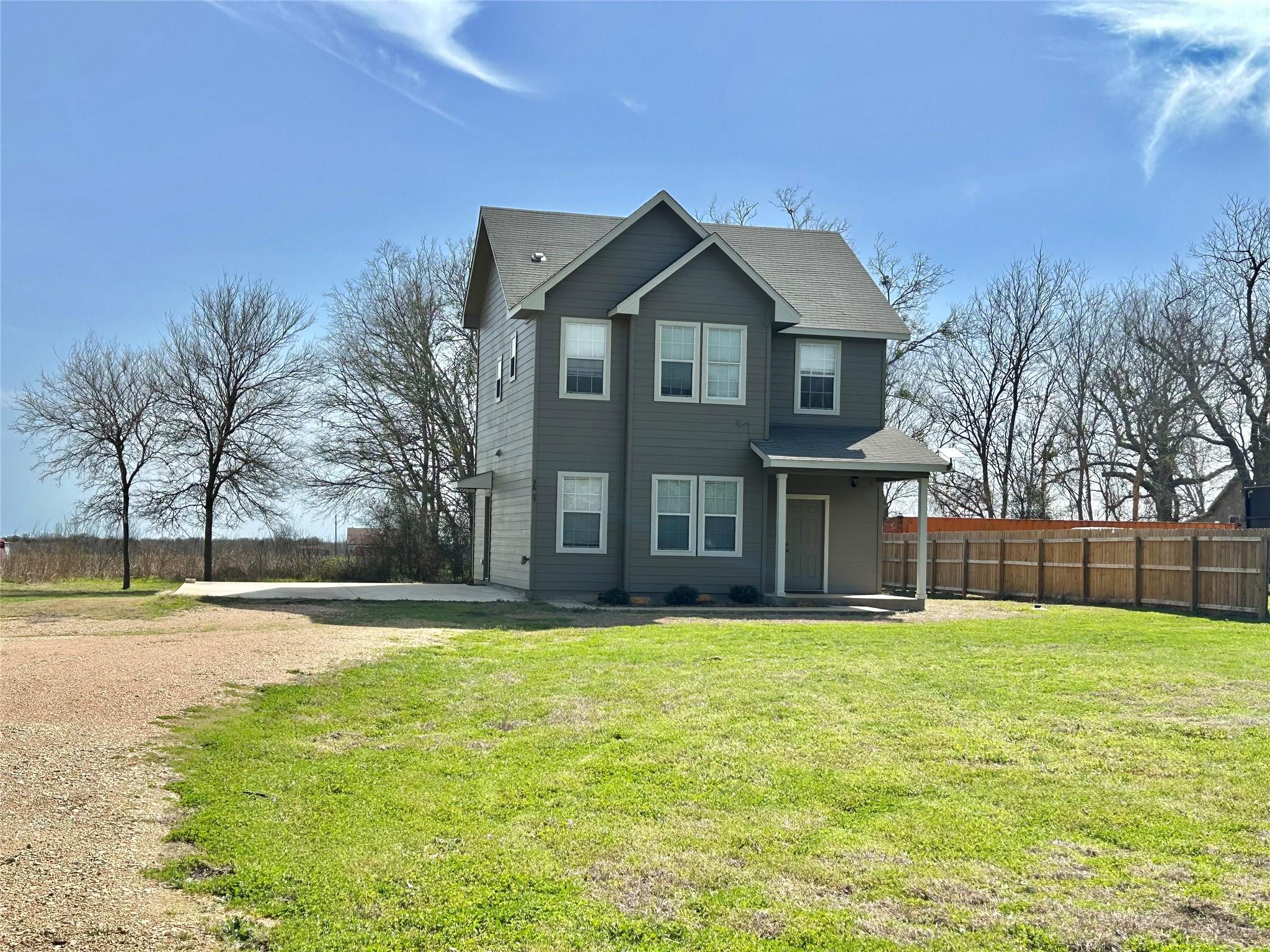 3805 E Highway 290 Highway Property Photo