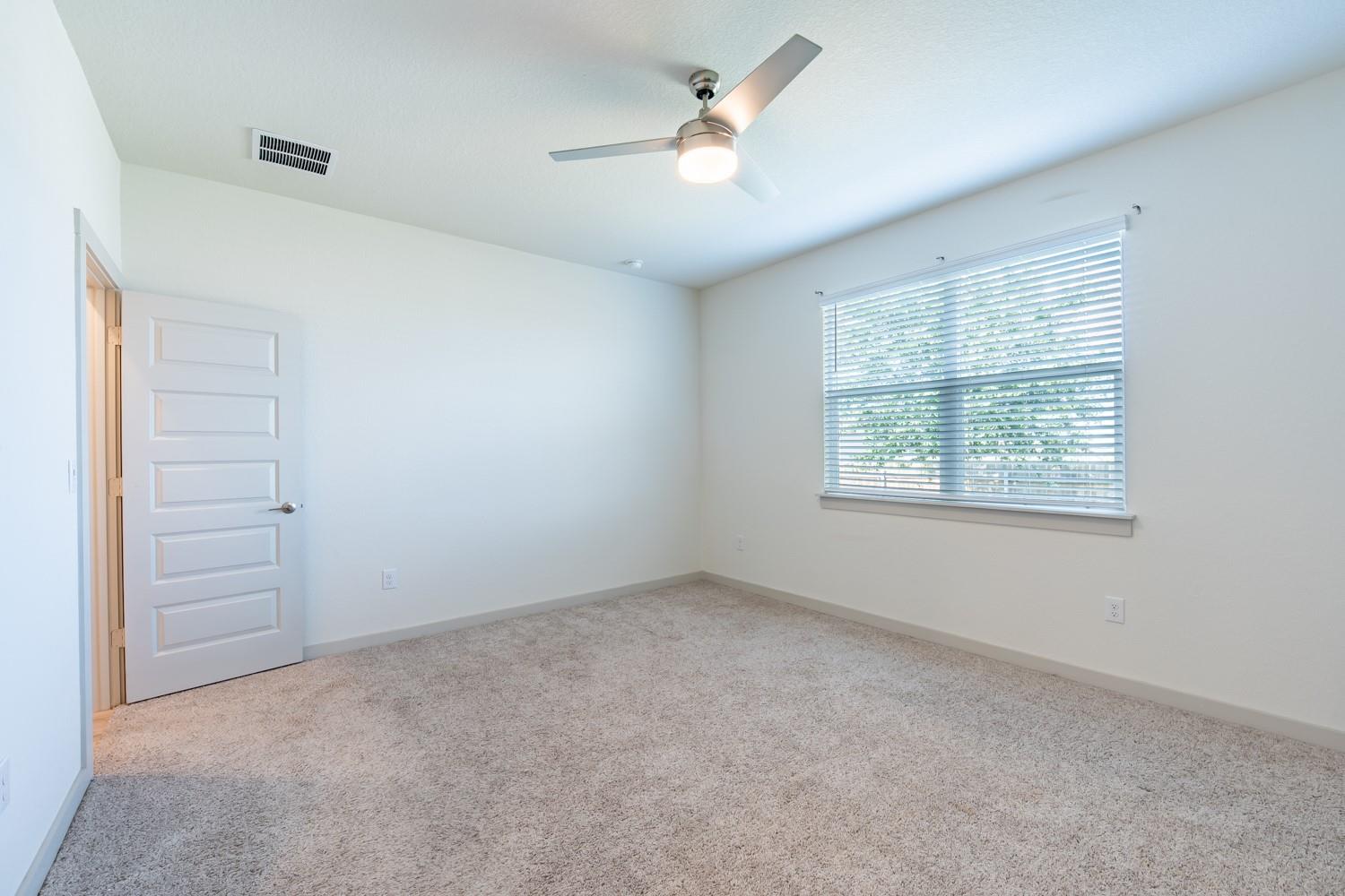 10801 Meris Ln Property Photo 12