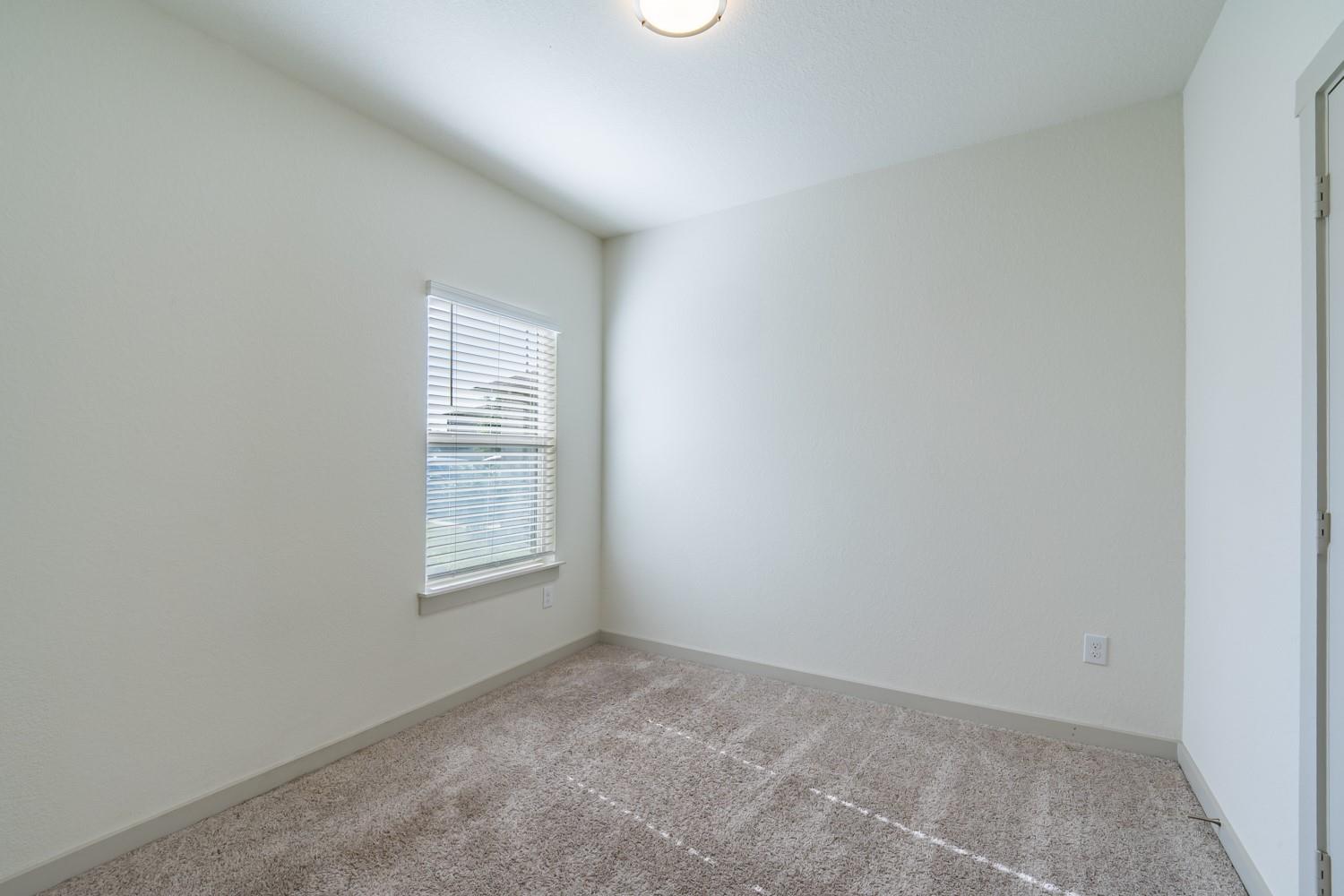 10801 Meris Ln Property Photo 16