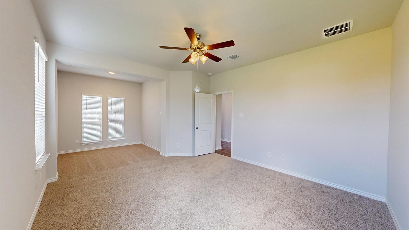 805 Sydney Blvd Property Photo 11