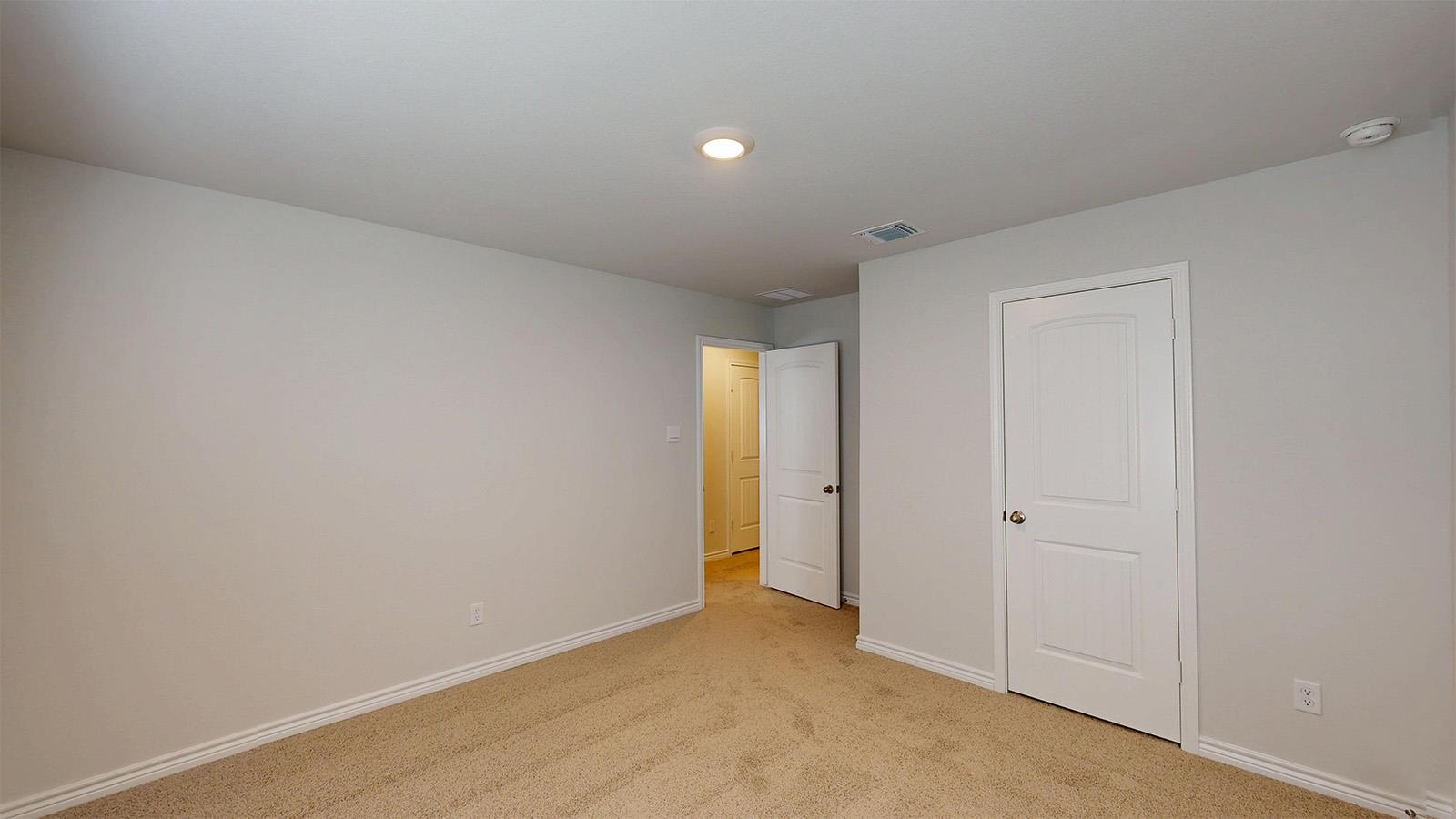 805 Sydney Blvd Property Photo 23