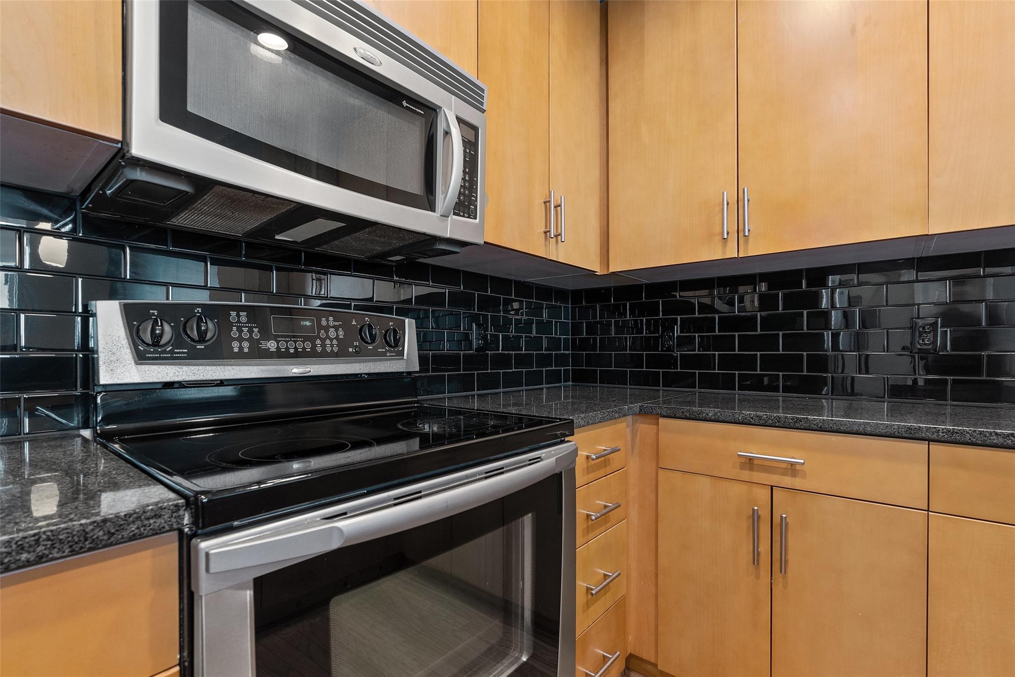 360 Nueces St #4209 Property Photo 12