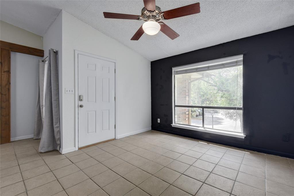 1705 Crossing Pl #a109 Property Photo 3