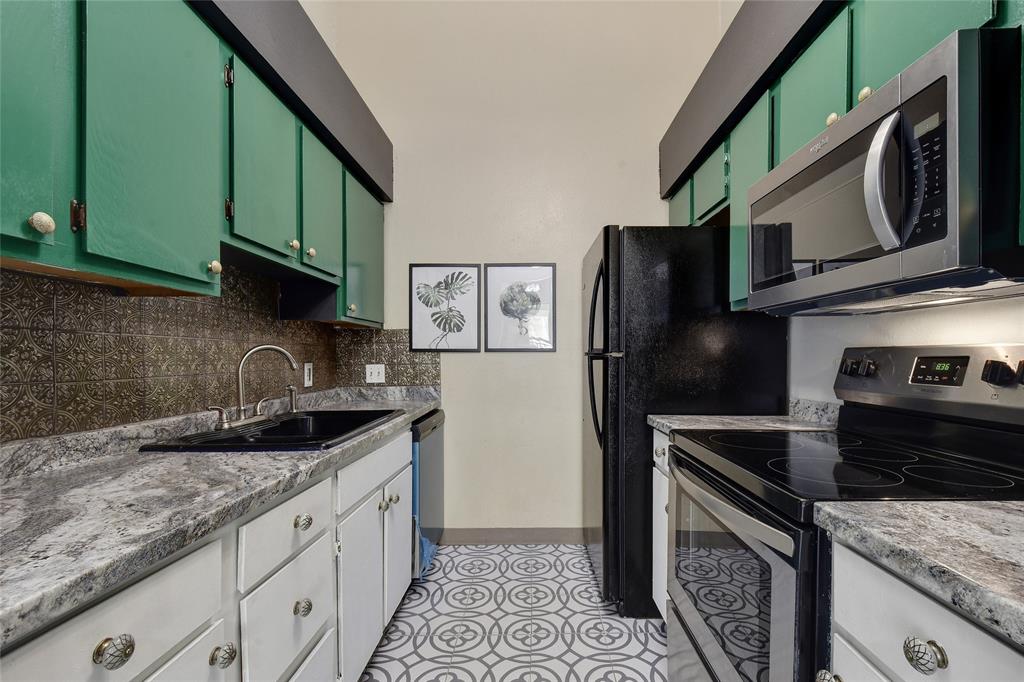 1705 Crossing Pl #a109 Property Photo 8
