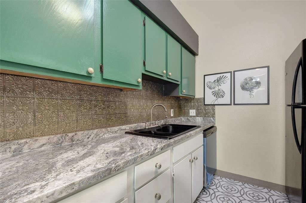 1705 Crossing Pl #a109 Property Photo 9