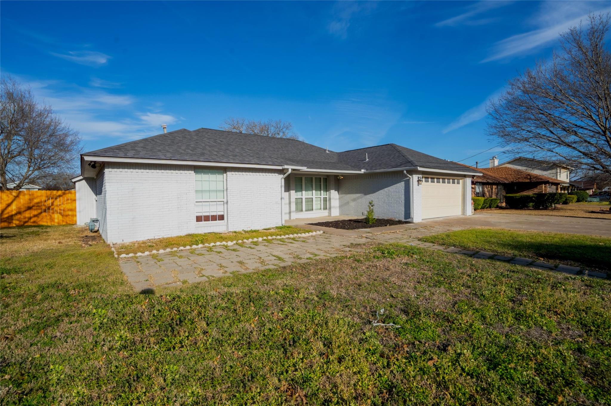 3207 Broken Spoke Trl Property Photo 2
