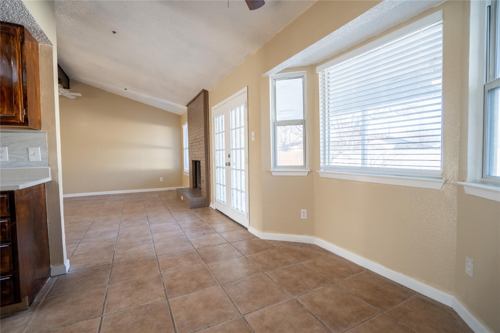3207 Broken Spoke Trl Property Photo 12