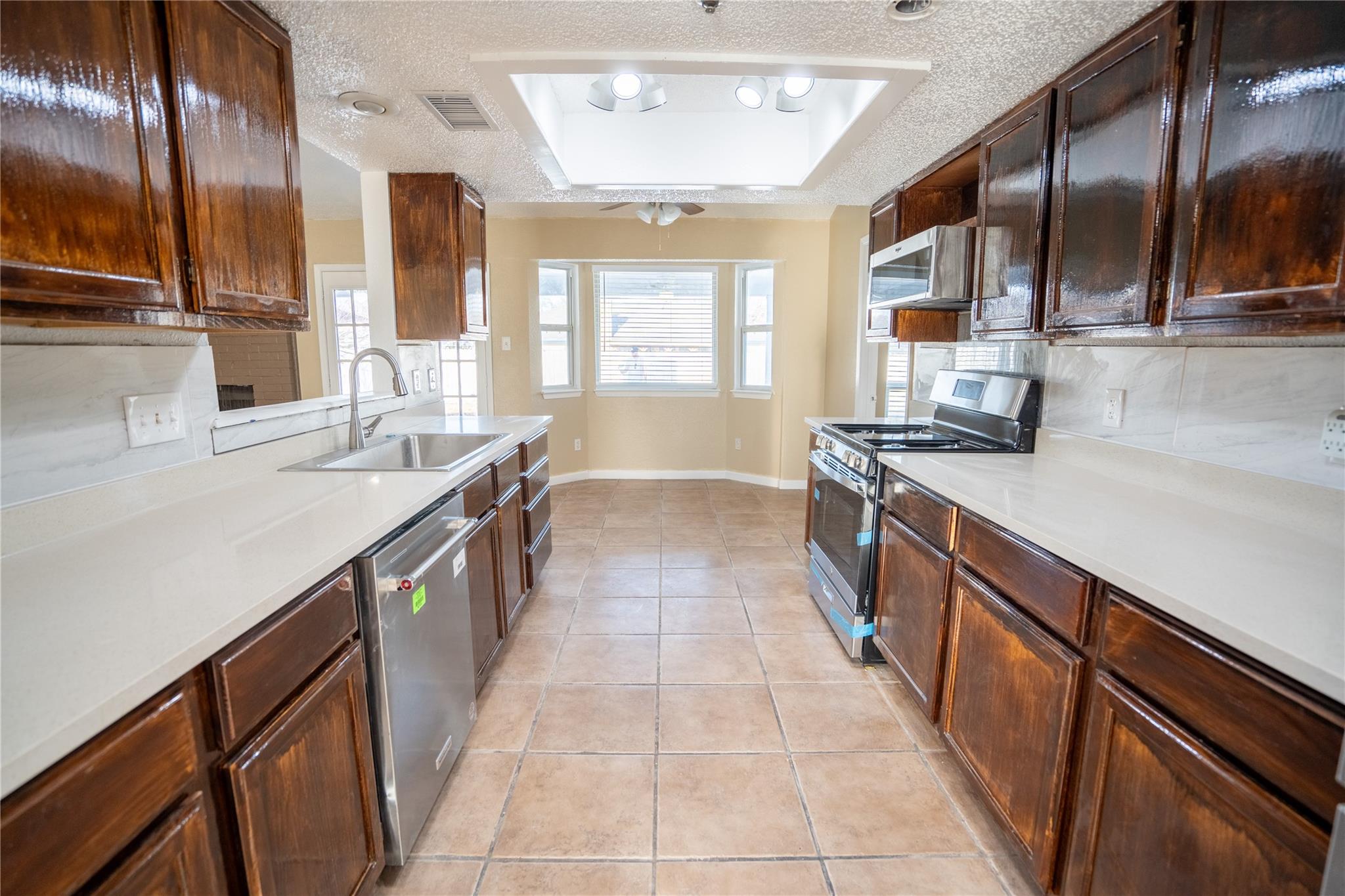 3207 Broken Spoke Trl Property Photo 15