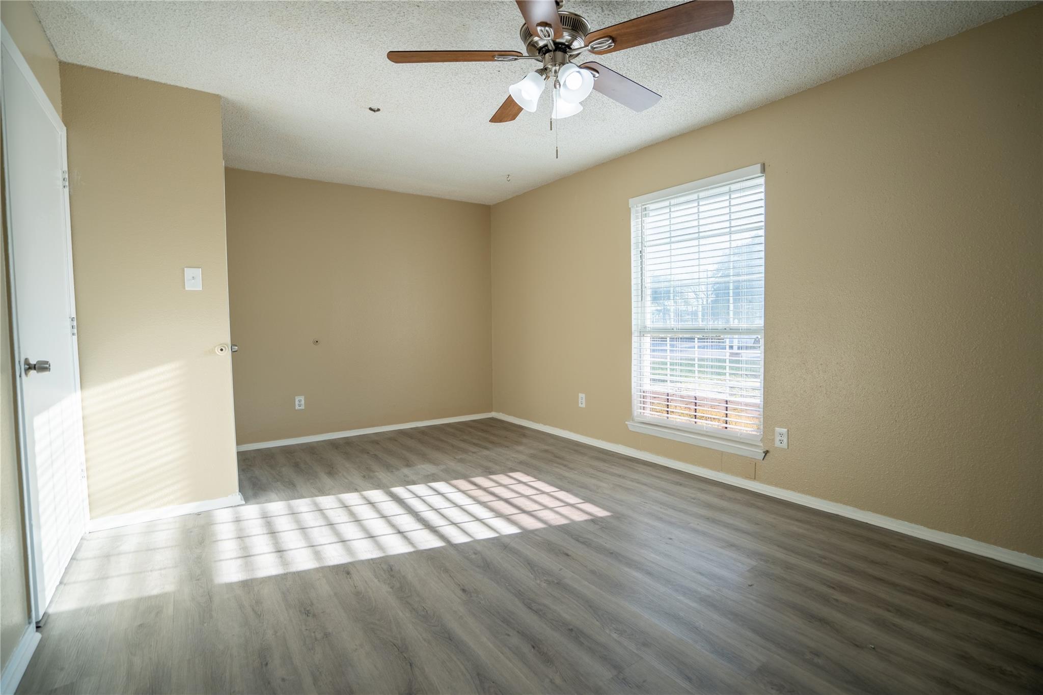 3207 Broken Spoke Trl Property Photo 23