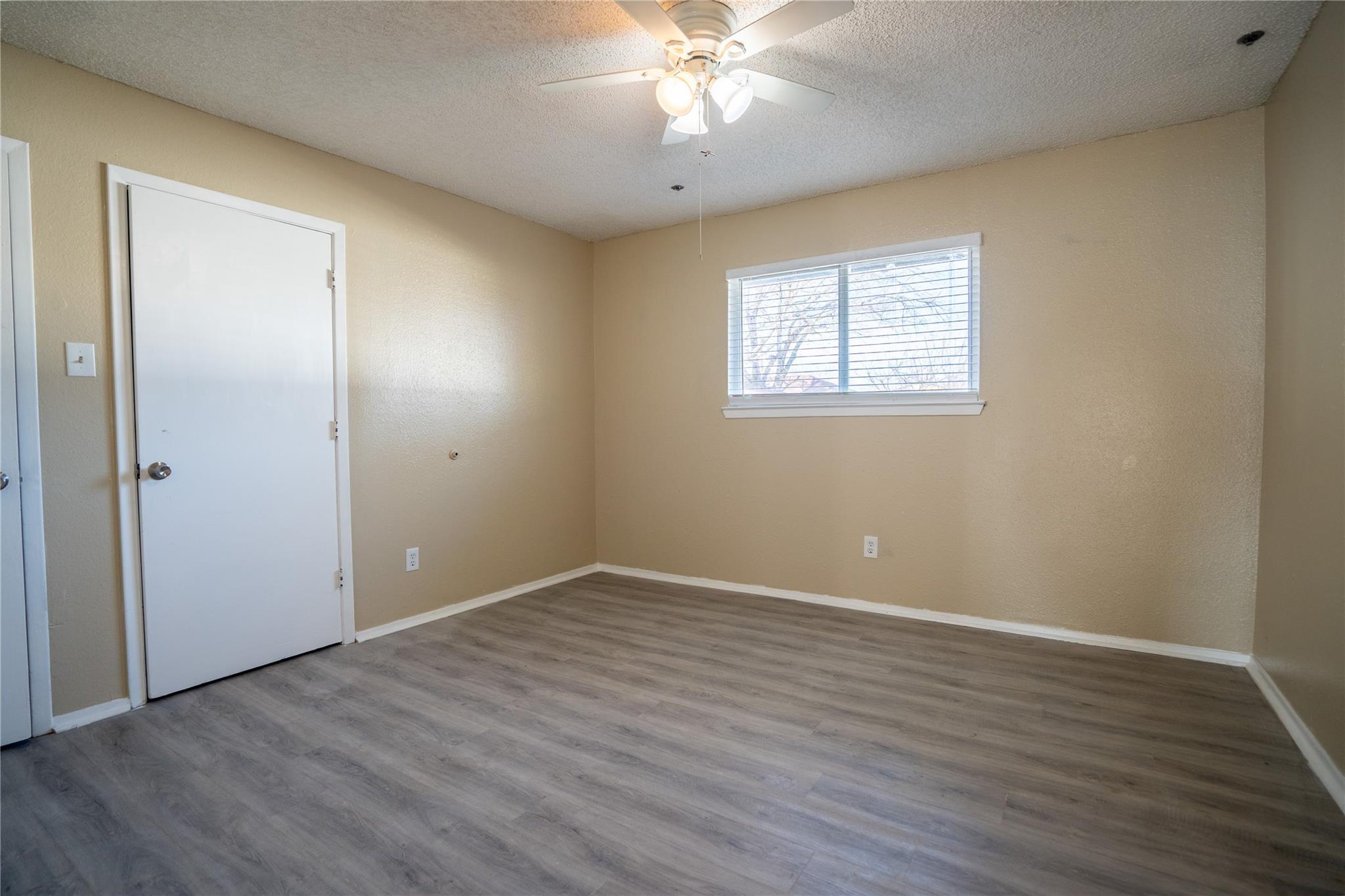 3207 Broken Spoke Trl Property Photo 26