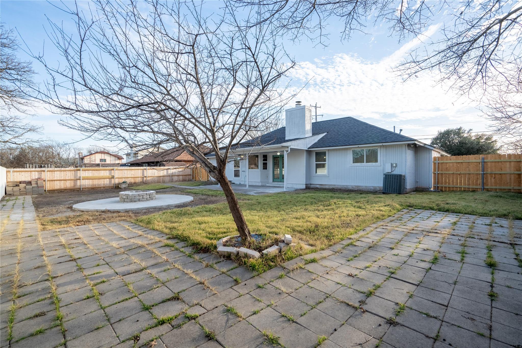 3207 Broken Spoke Trl Property Photo 29