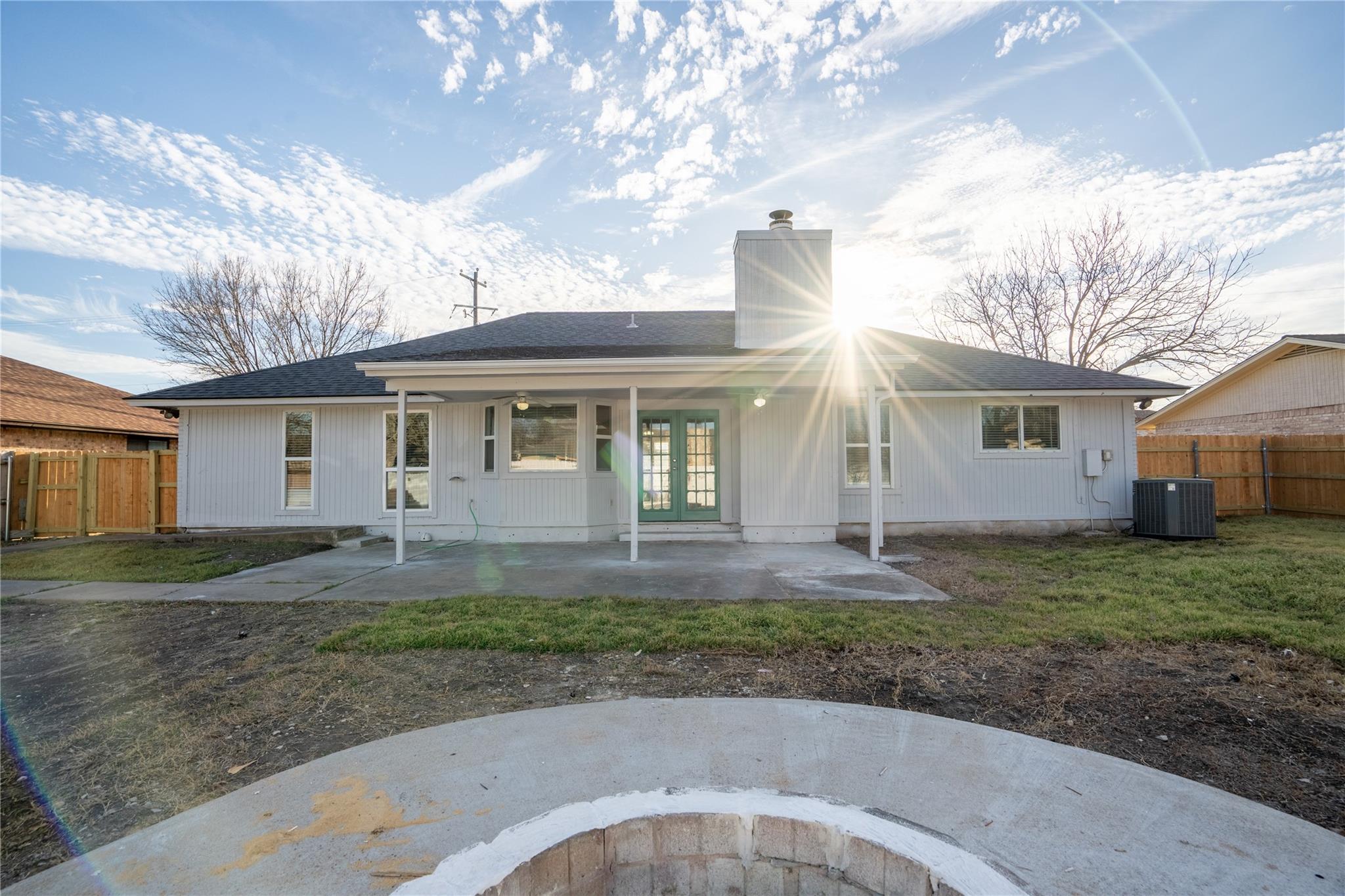3207 Broken Spoke Trl Property Photo 31