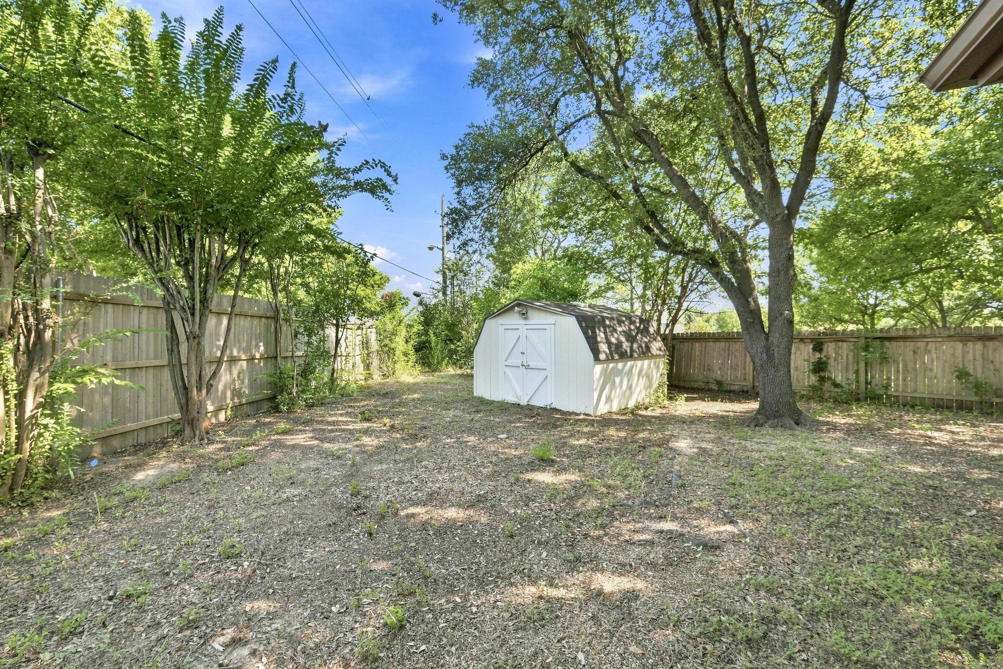 302 N Carriage Hills Dr Property Photo 24