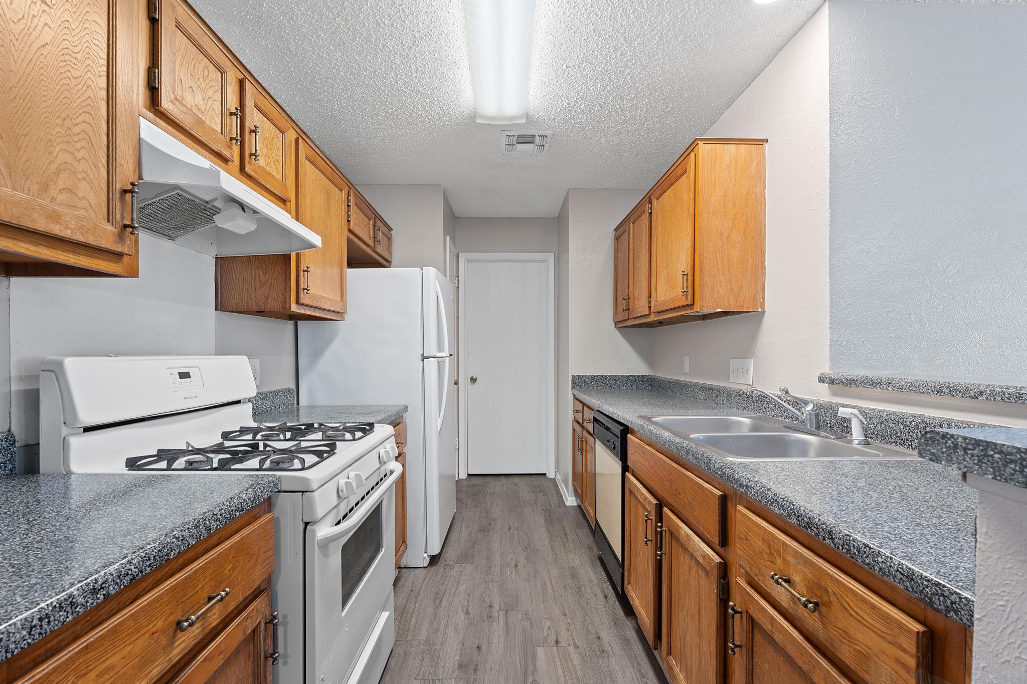 12323 Alderbrook Dr Property Photo 26