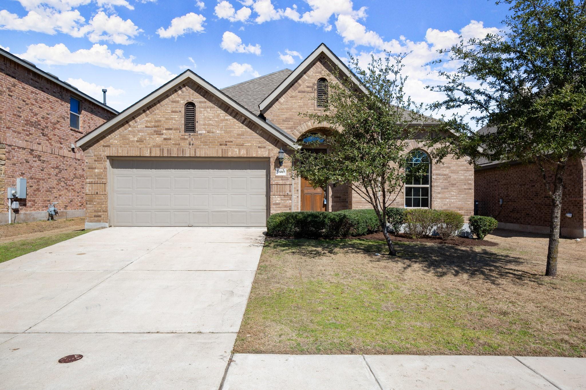 5643 Corsica Loop Property Photo
