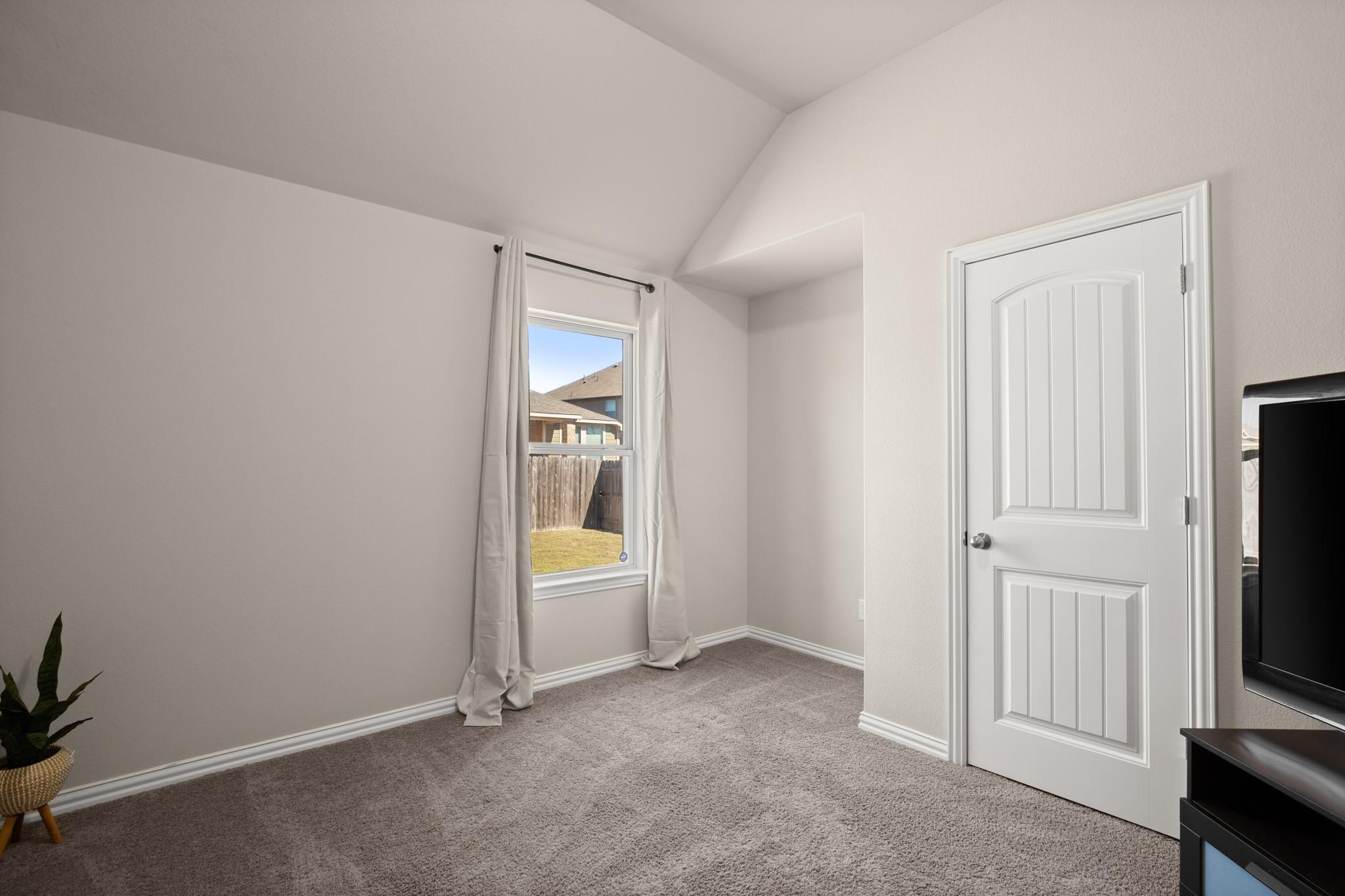 5643 Corsica Loop Property Photo 13