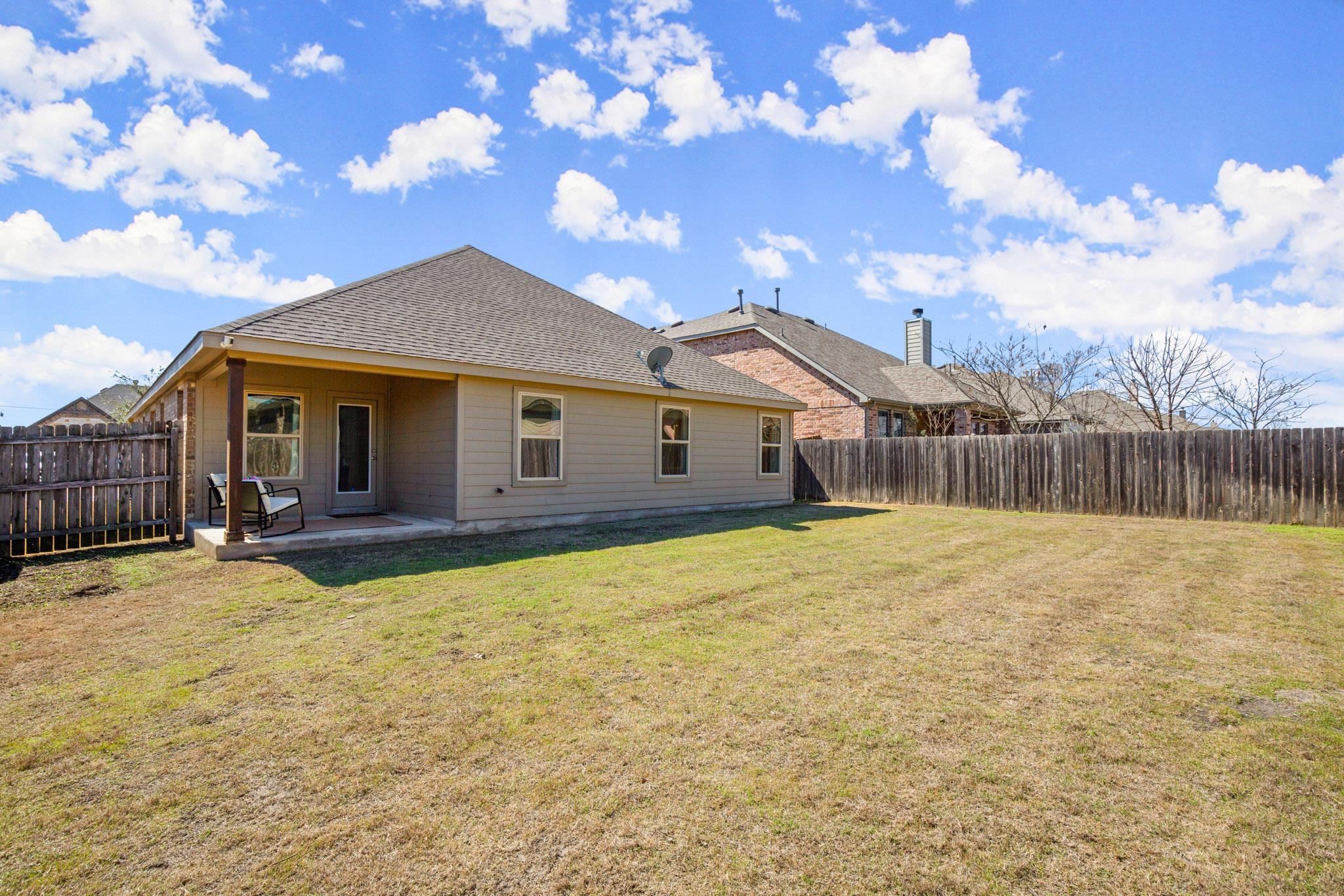 5643 Corsica Loop Property Photo 25