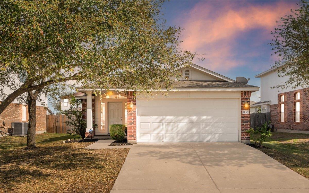 14809 Falling Stone Ln Property Photo