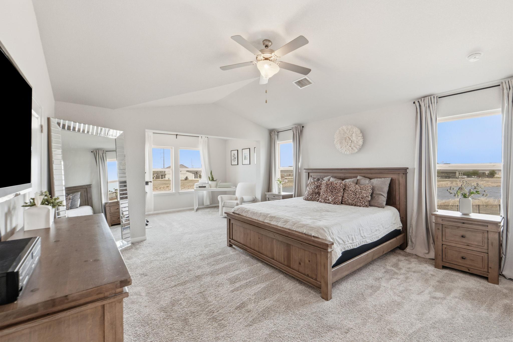 13500 Rosebud Isle Dr Property Photo 4
