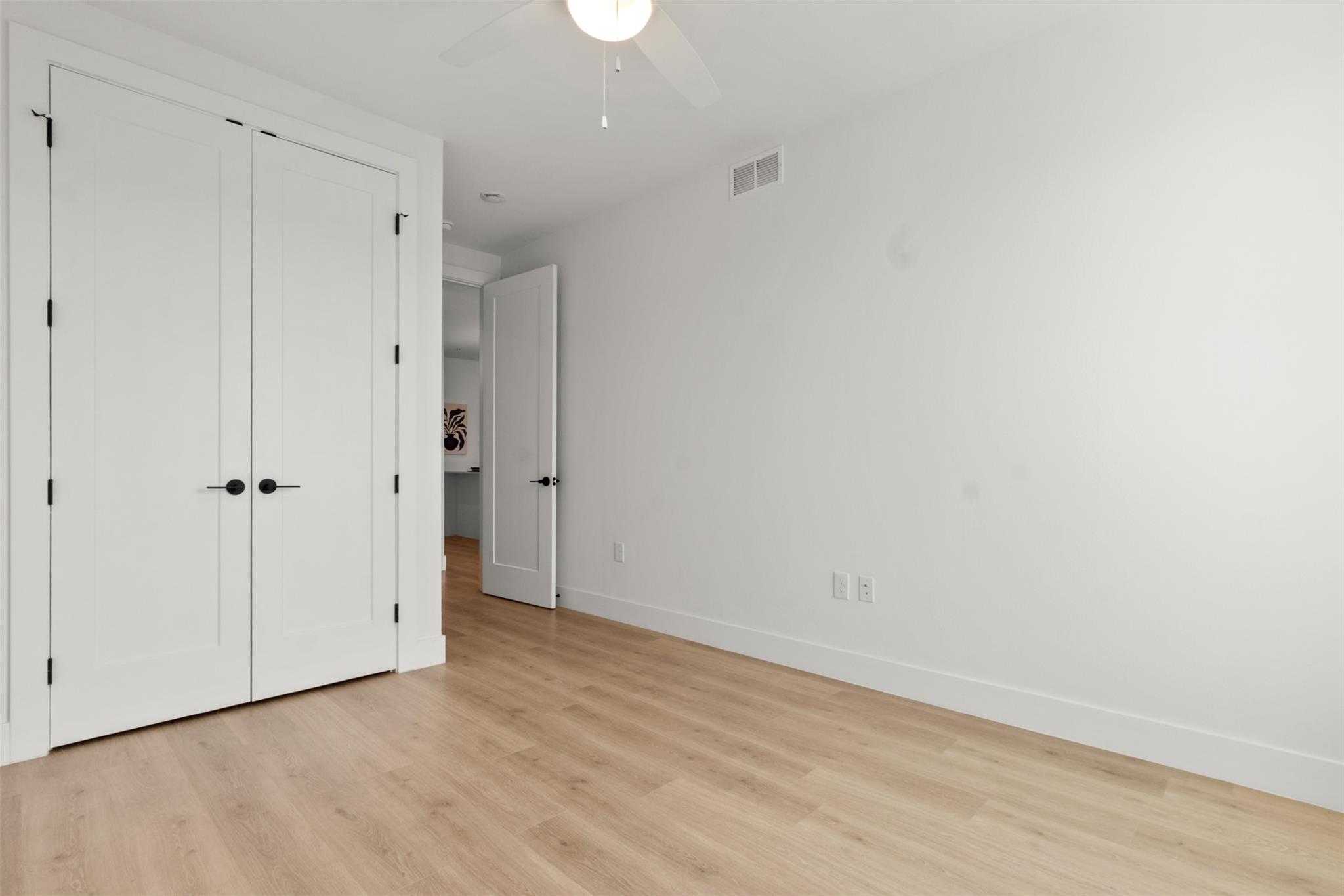1701 Simond Ave 418 Property Photo 20