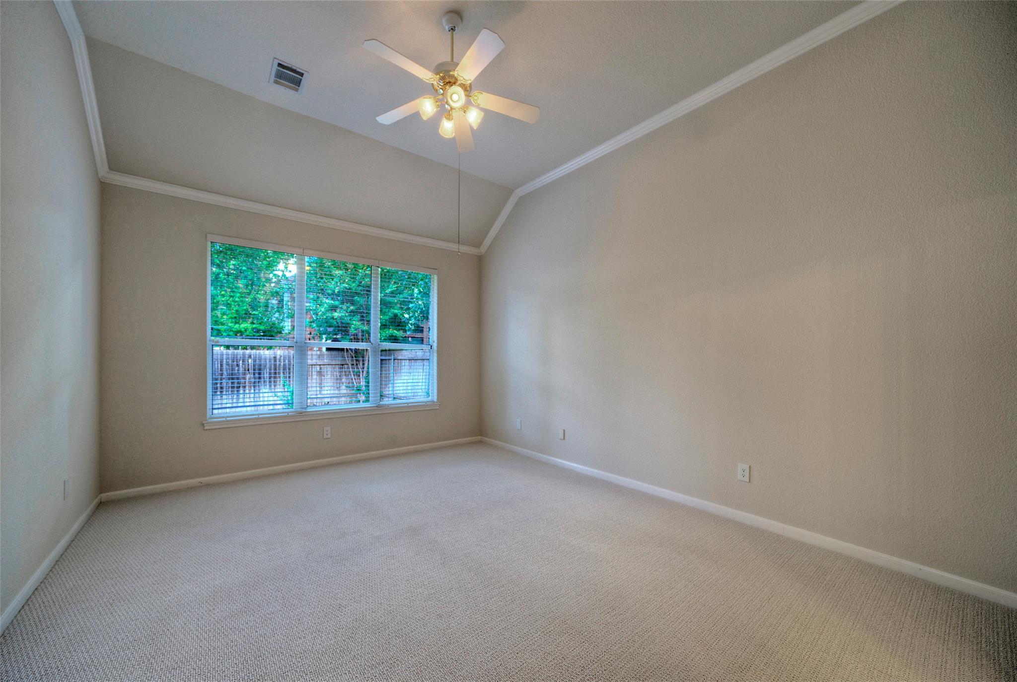 2616 Henley Dr Property Photo 22