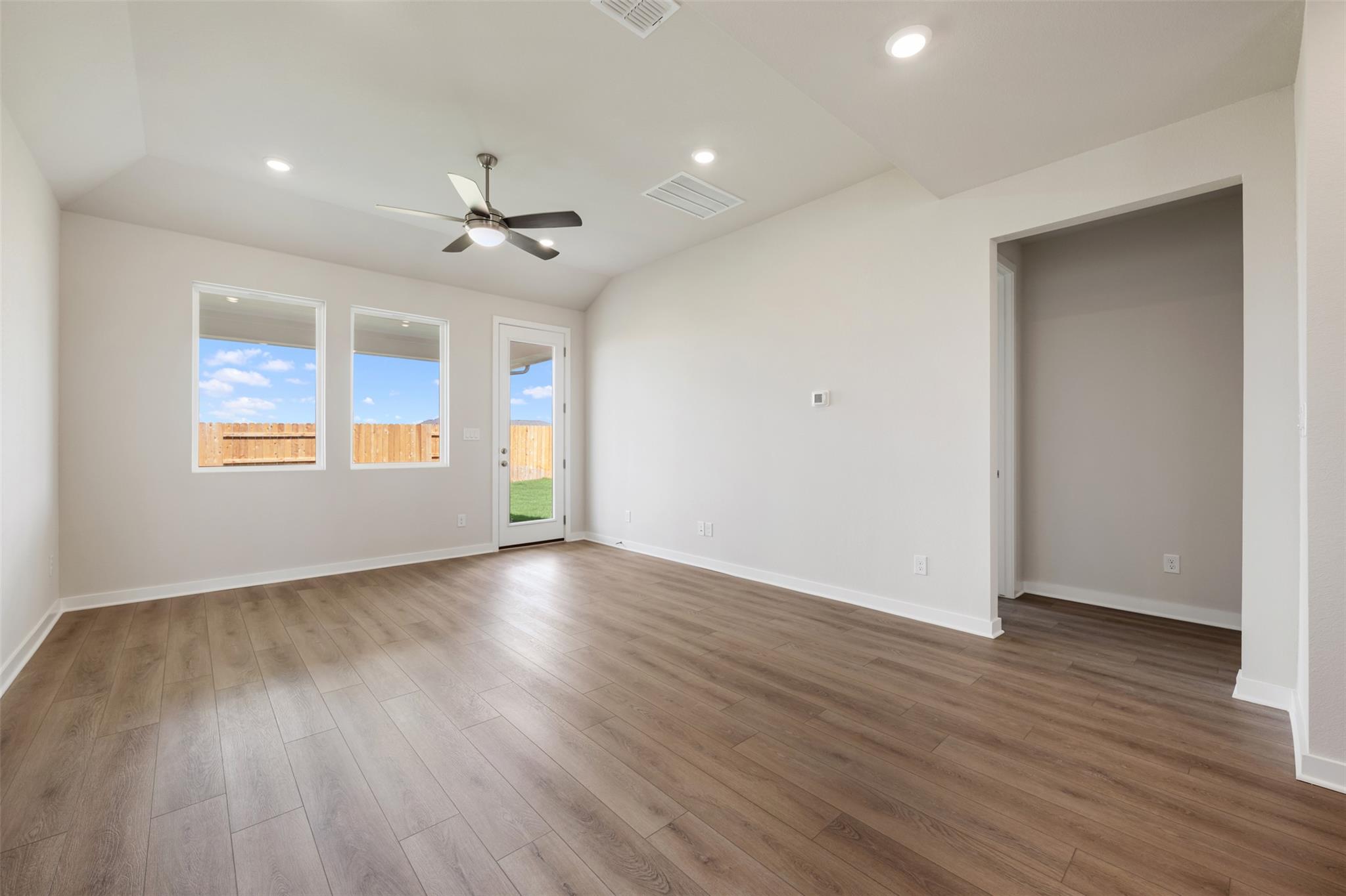 17514 Carmel Rancho Ave Property Photo 13