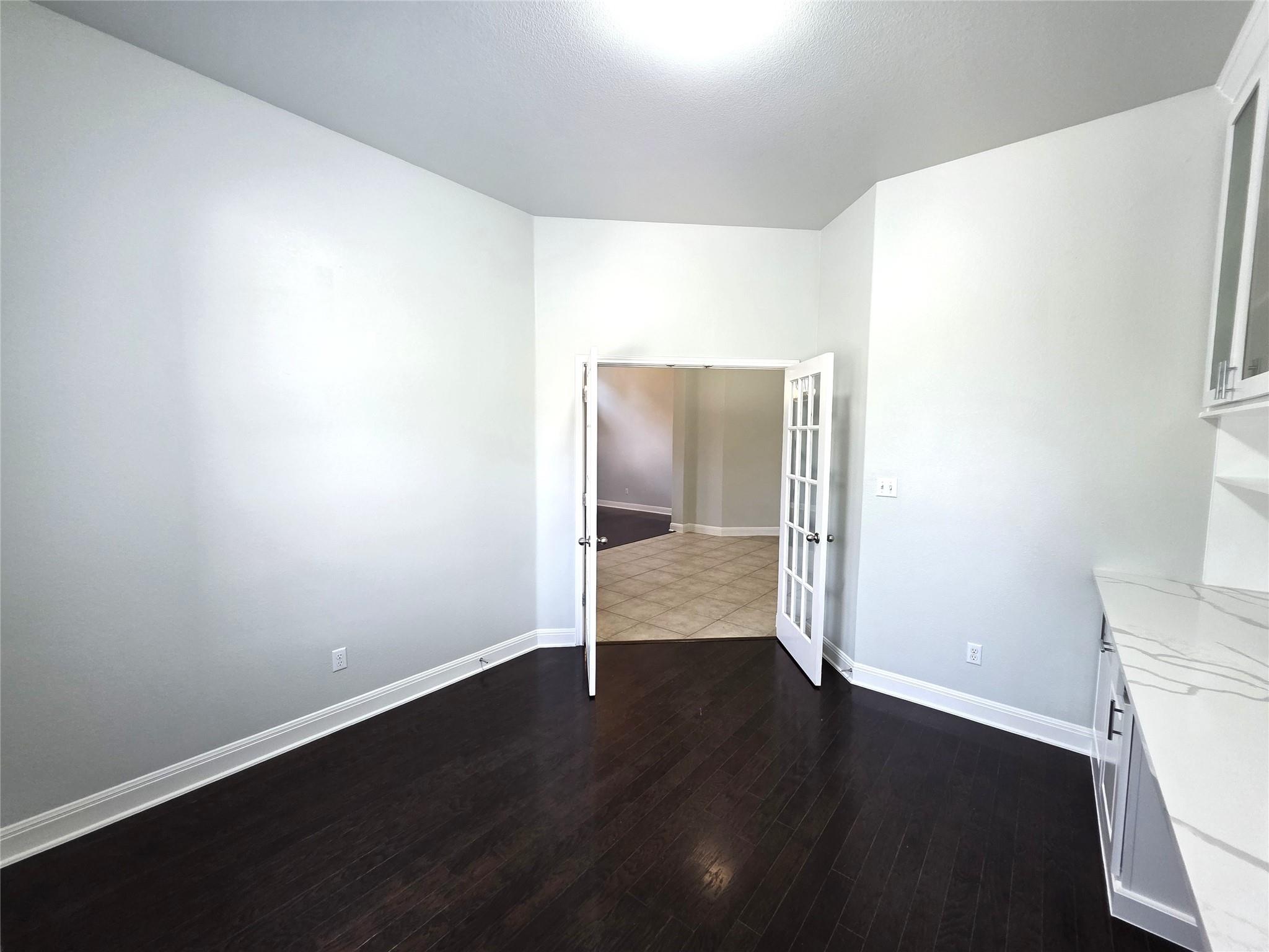 1015 Walsh Hill Trl Property Photo 4