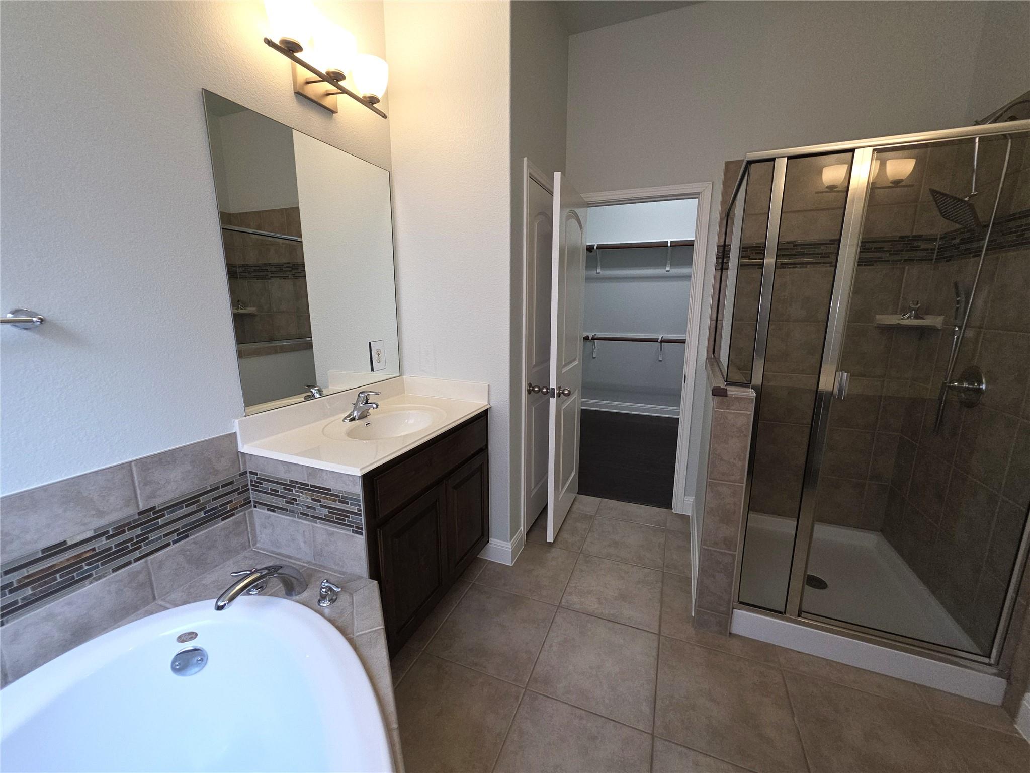 1015 Walsh Hill Trl Property Photo 20