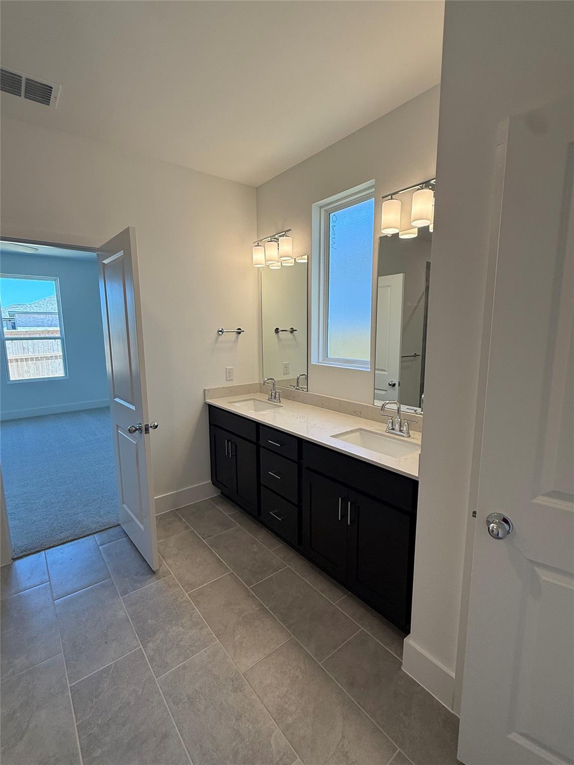 537 Bauer Loop Property Photo 8