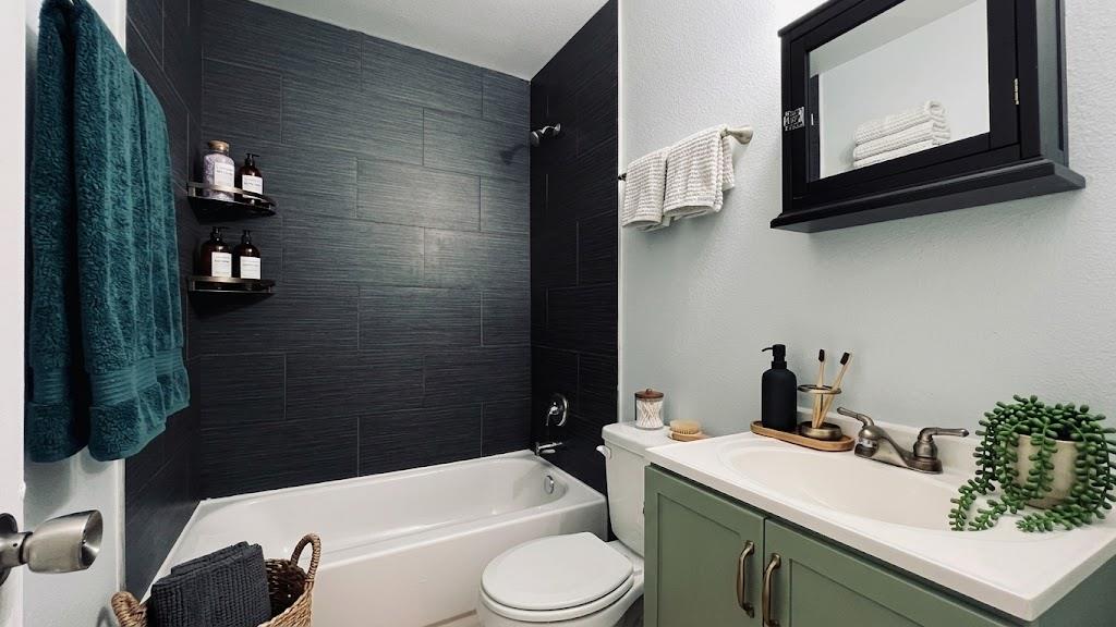 2301 Ohlen Rd #109 Property Photo 6