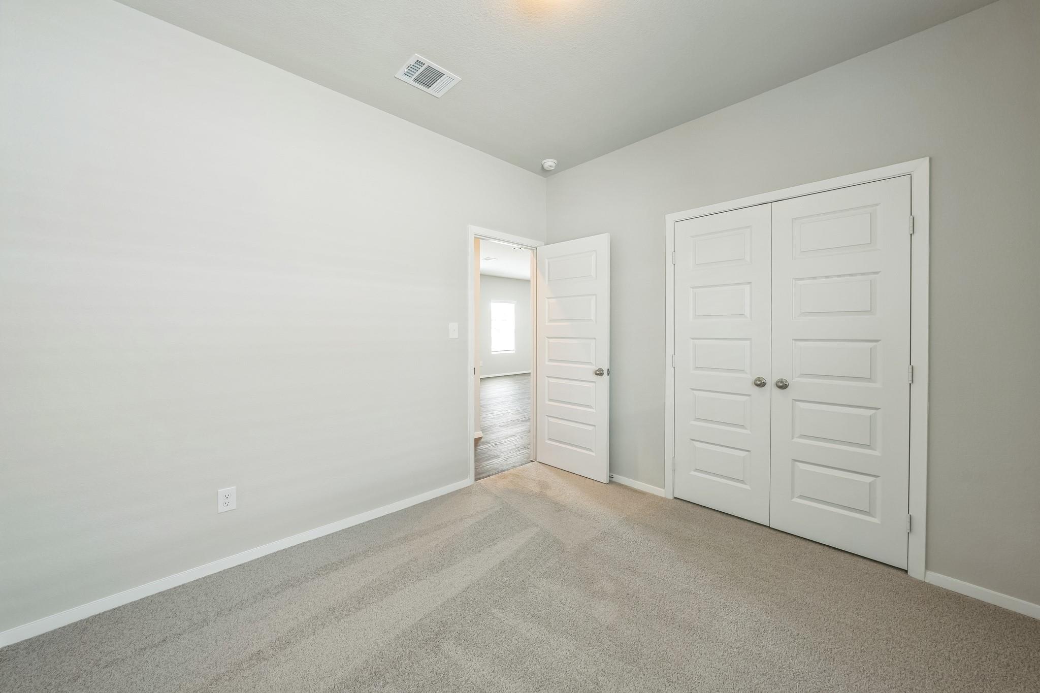 107 Honeybee Ln Property Photo 11