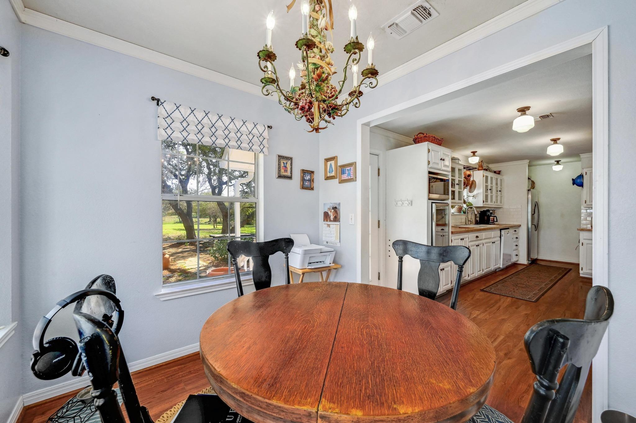 384 Sunset Rdg Property Photo 13