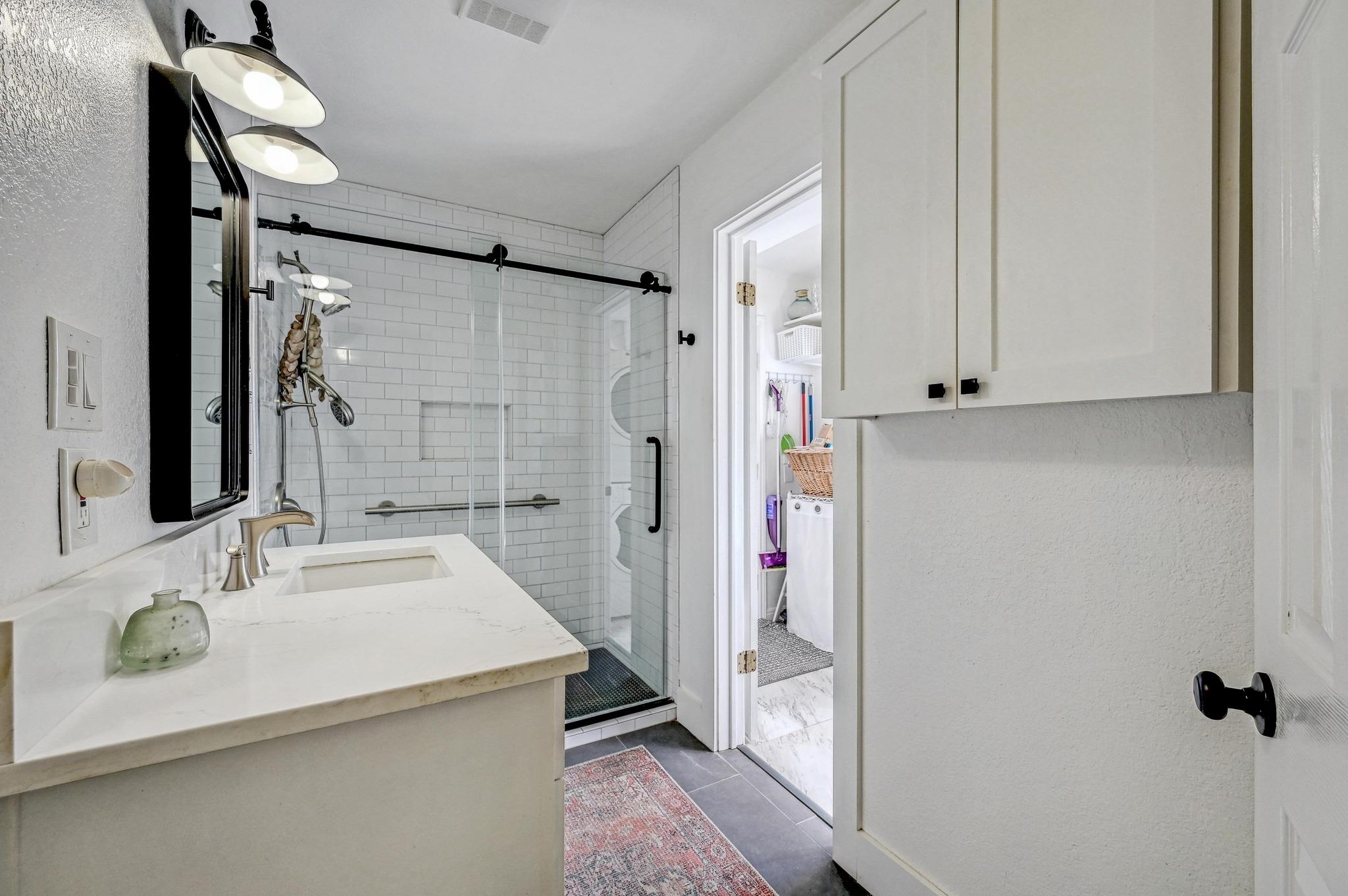 384 Sunset Rdg Property Photo 15