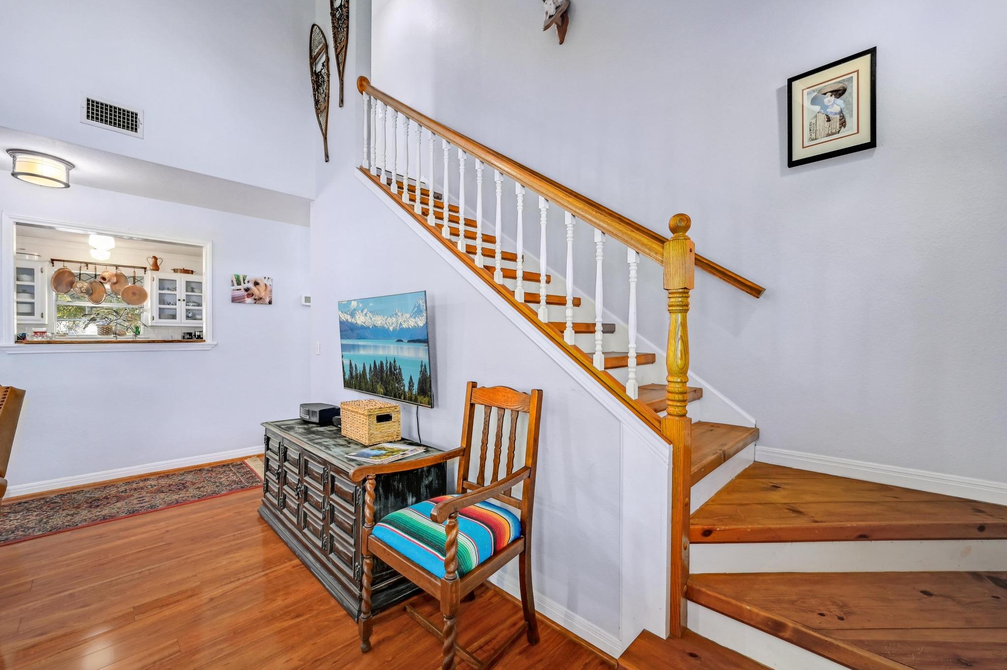 384 Sunset Rdg Property Photo 16