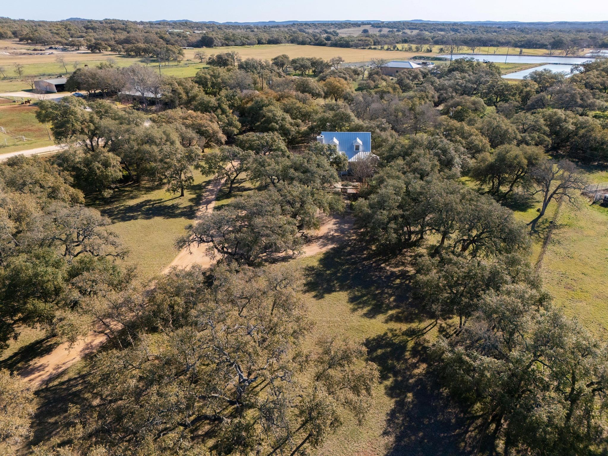 384 Sunset Rdg Property Photo 34