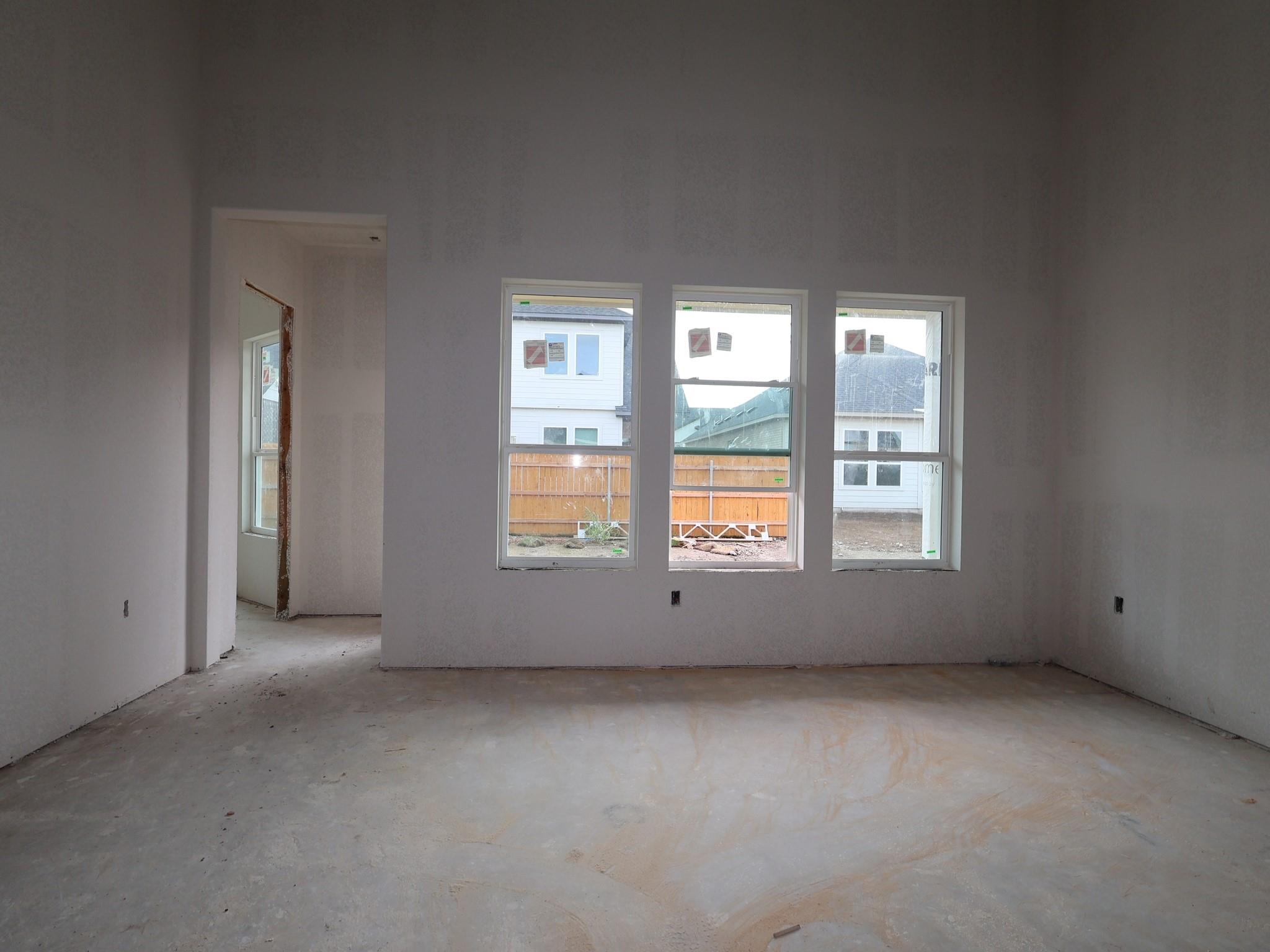 13215 Keefer Dr Property Photo 2