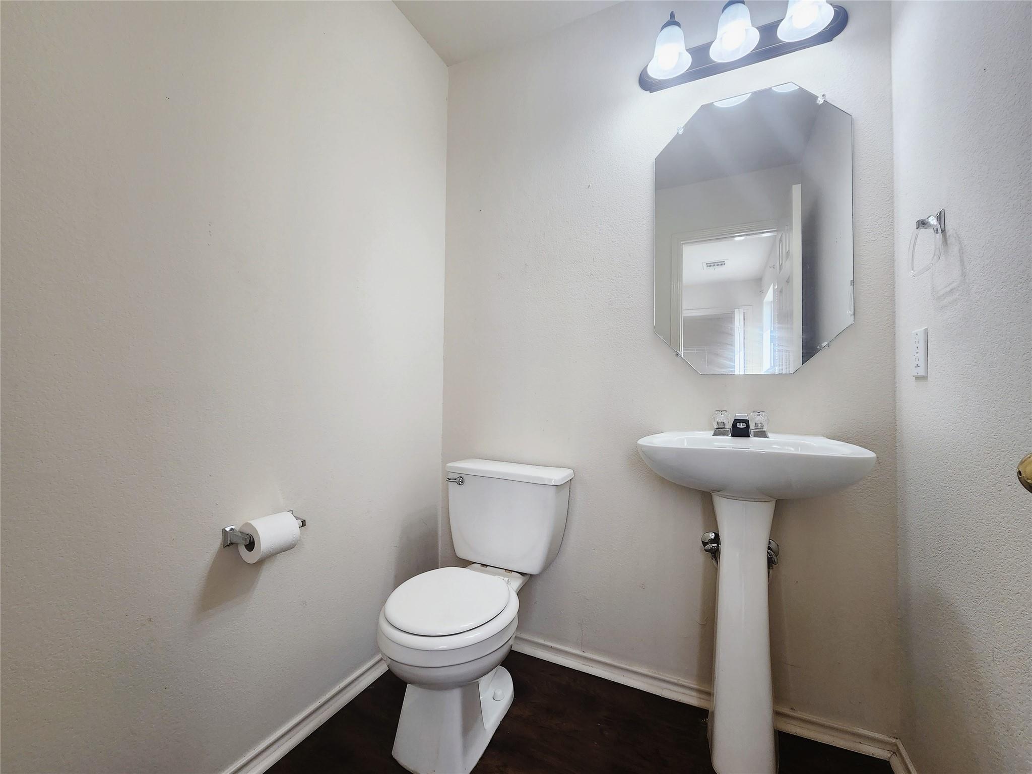 3999197 Property Photo 8