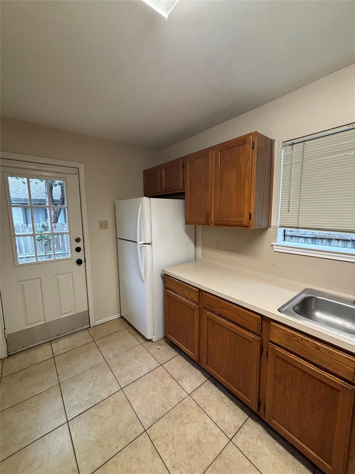 515 Luther Dr #a Property Photo 10