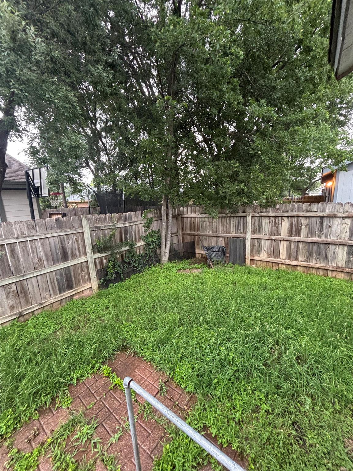515 Luther Dr #a Property Photo 23