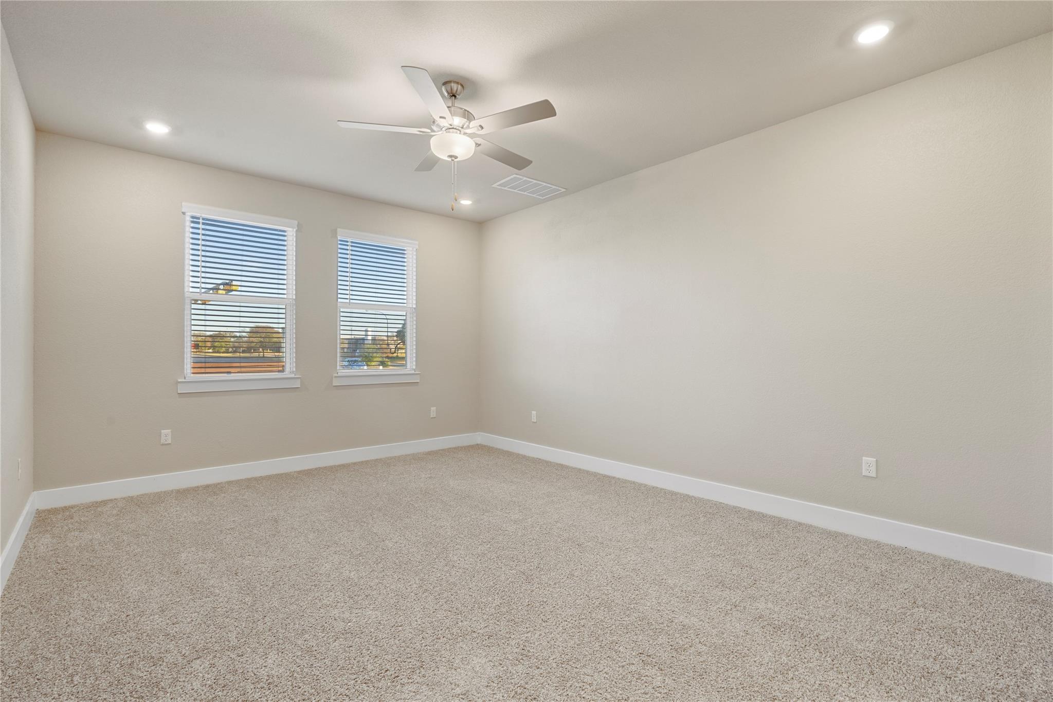 15701 Oglethorpe Dr #100 Property Photo 16