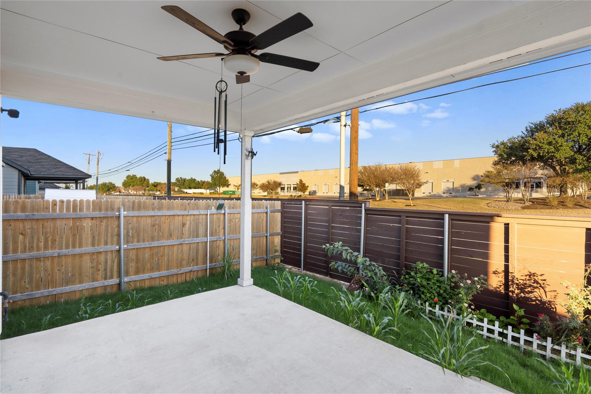 15701 Oglethorpe Dr #100 Property Photo 29