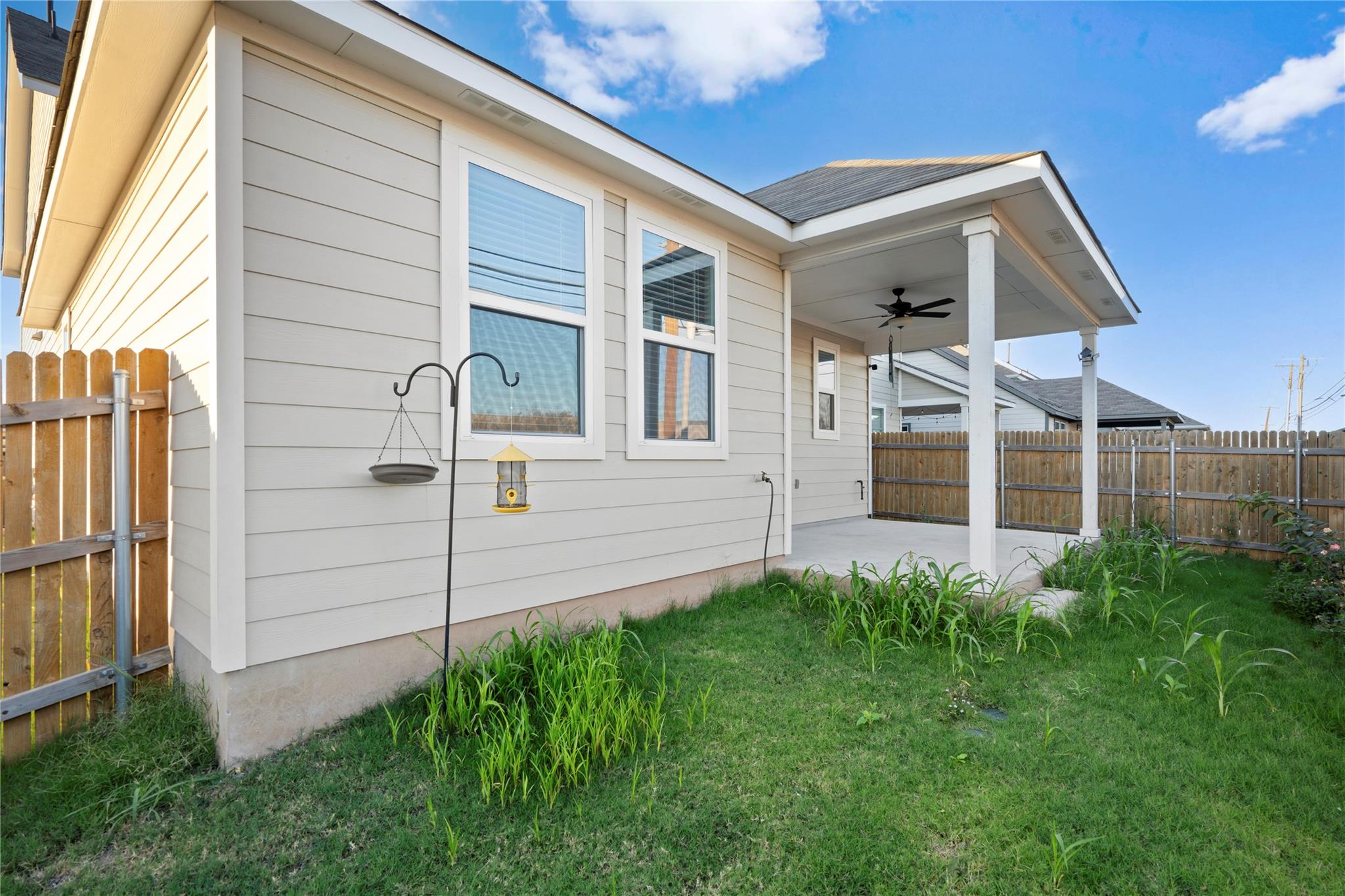 15701 Oglethorpe Dr #100 Property Photo 32