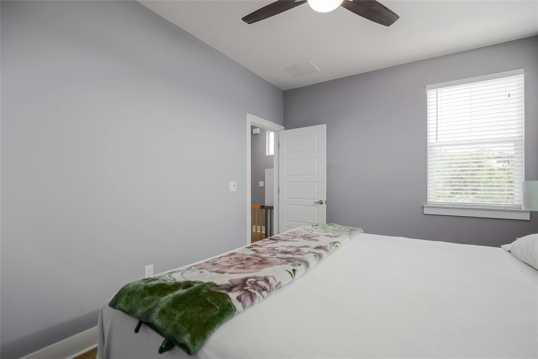 7607 Providence Ave #a Property Photo 17